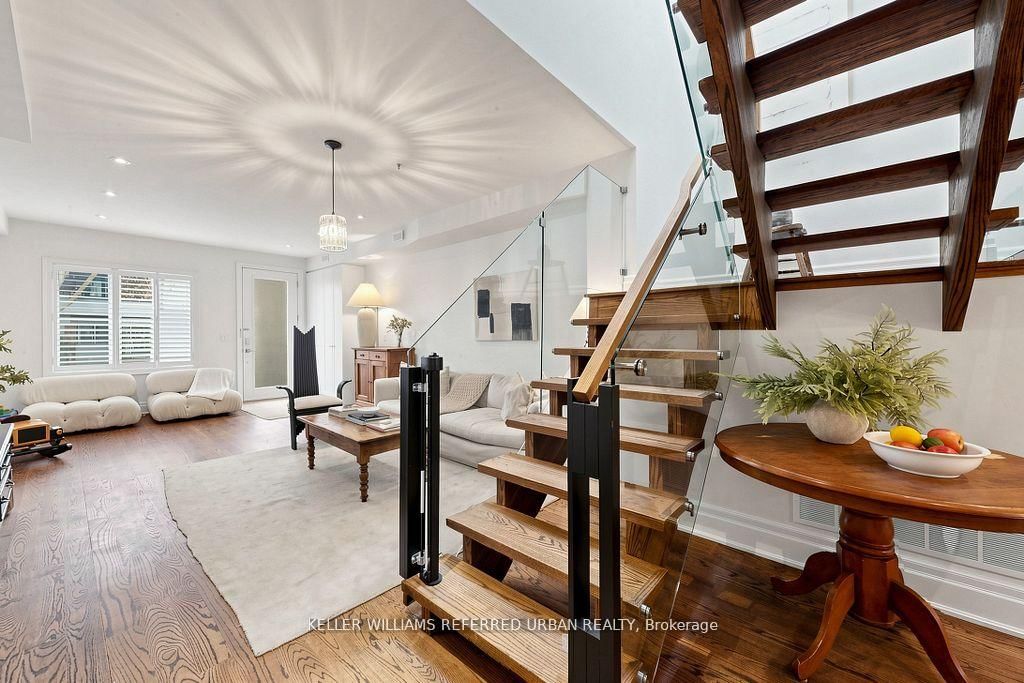 150 Rhodes Avenue - Photo 11