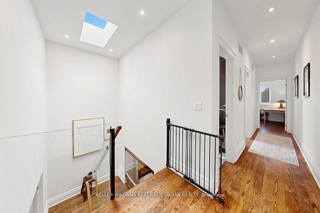 150 Rhodes Avenue - Photo 13