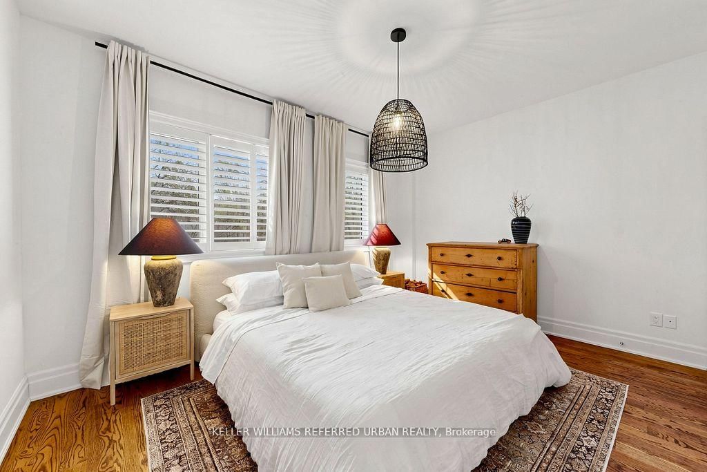 150 Rhodes Avenue - Photo 14