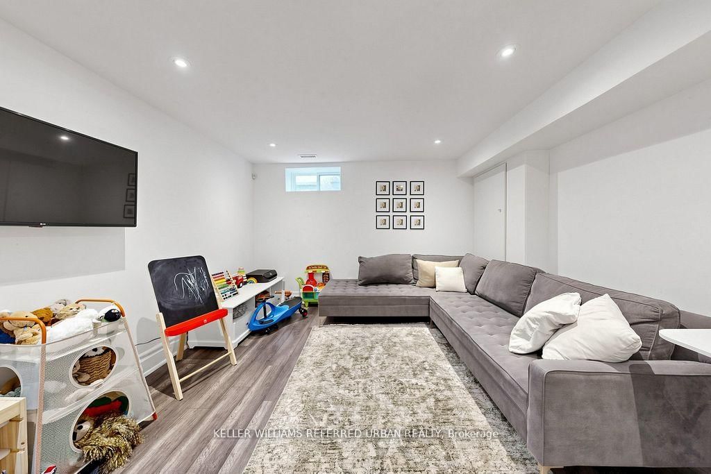 150 Rhodes Avenue - Photo 23