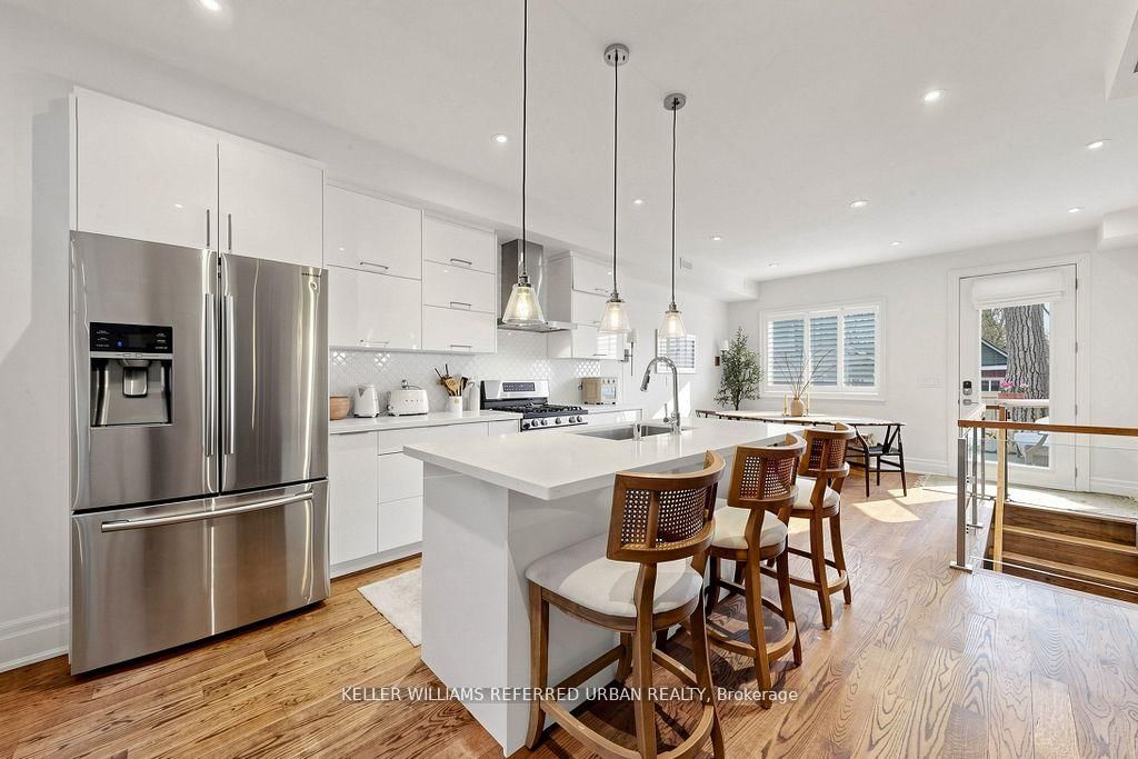 150 Rhodes Avenue - Photo 7