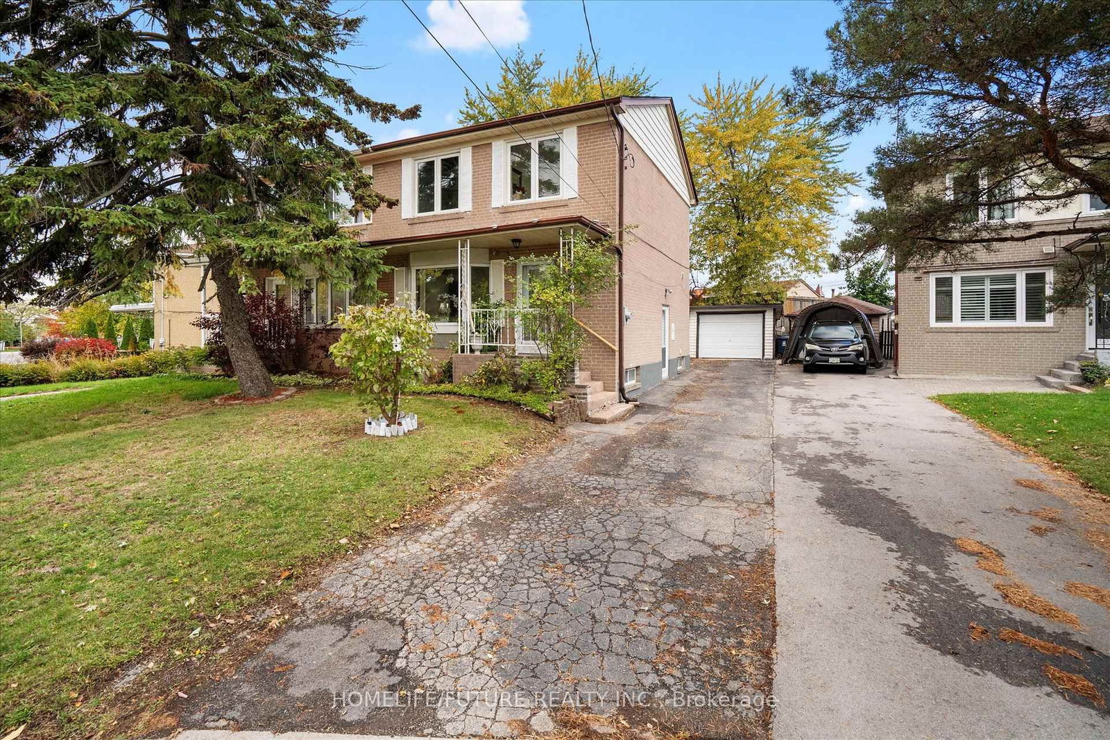 12 Ellendale Drive
