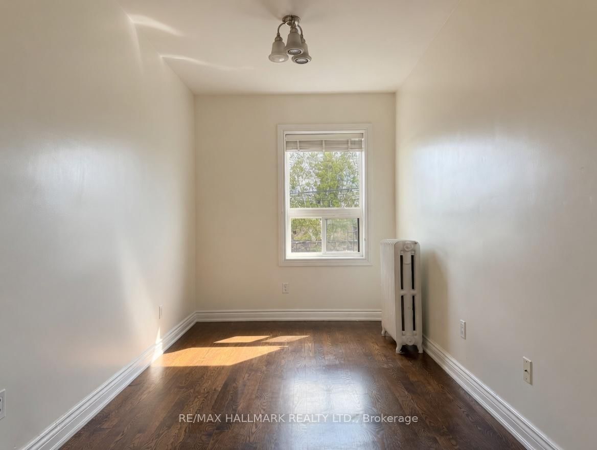 2038 Danforth Avenue, Unit 2 - Photo 2