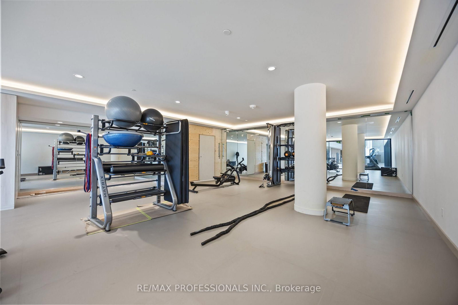 1050 Eastern Avenue • #1203 • Toronto, ON photo 34