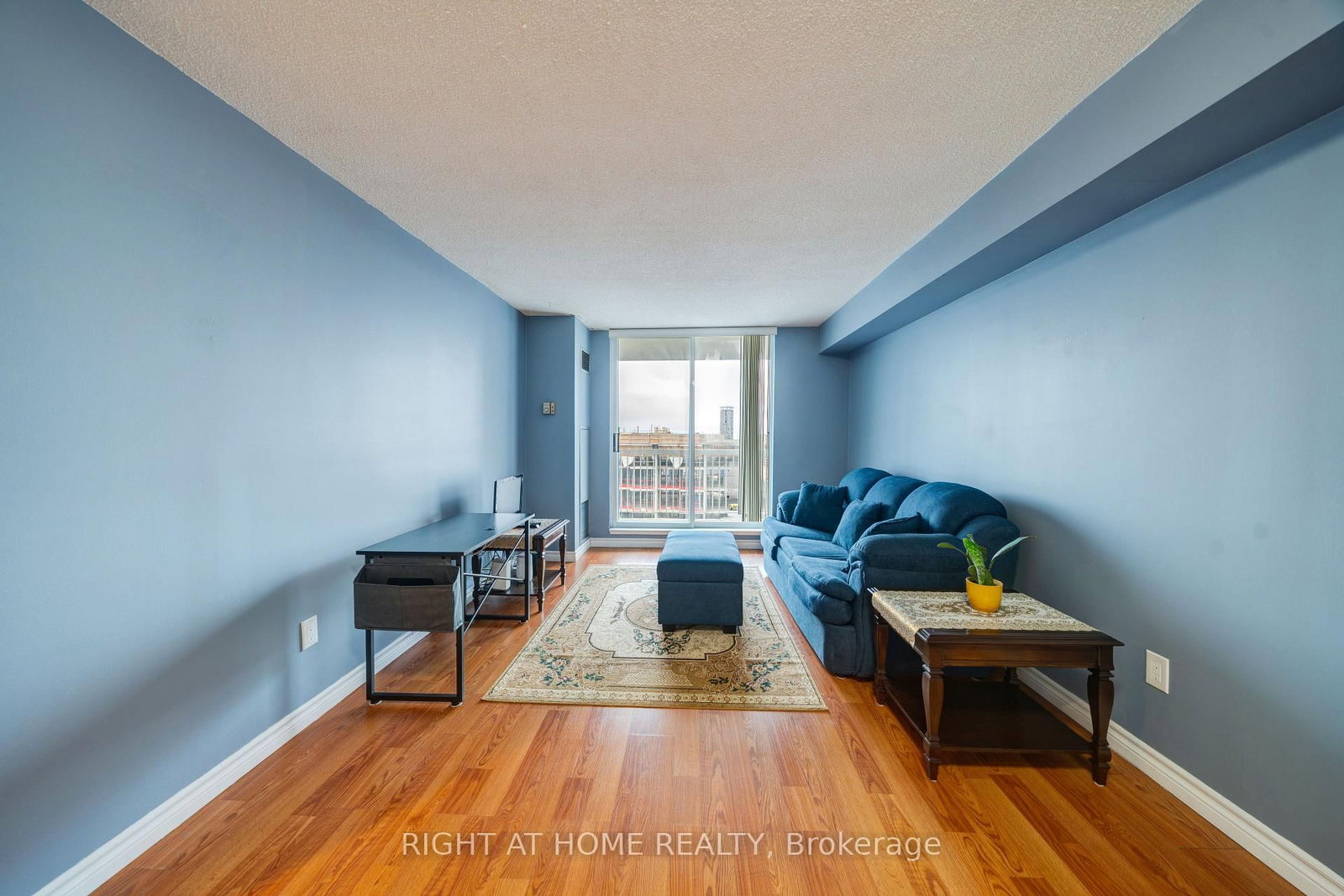 15 Sewells Road, Unit 1005 - Photo 4