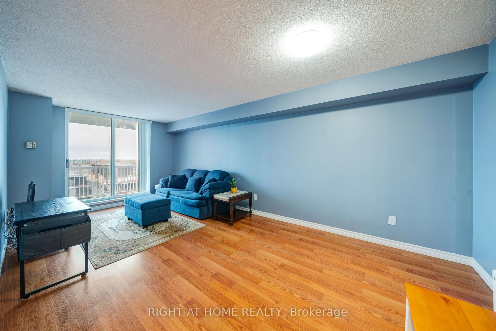 15 Sewells Road, Unit 1005 - Photo 6