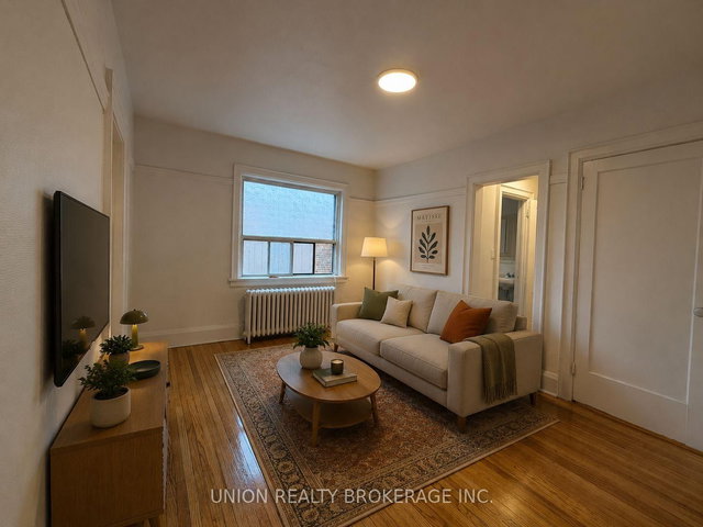 26 - 2451 Queen Street E