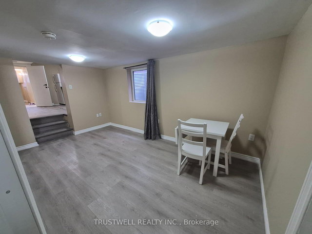 Lower - 3 Plumbrook Crescent