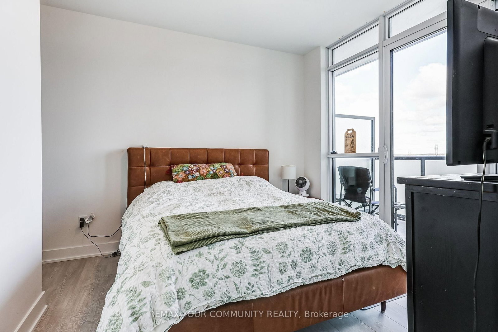 2545 Simcoe Street N, Unit 917 - Photo 12