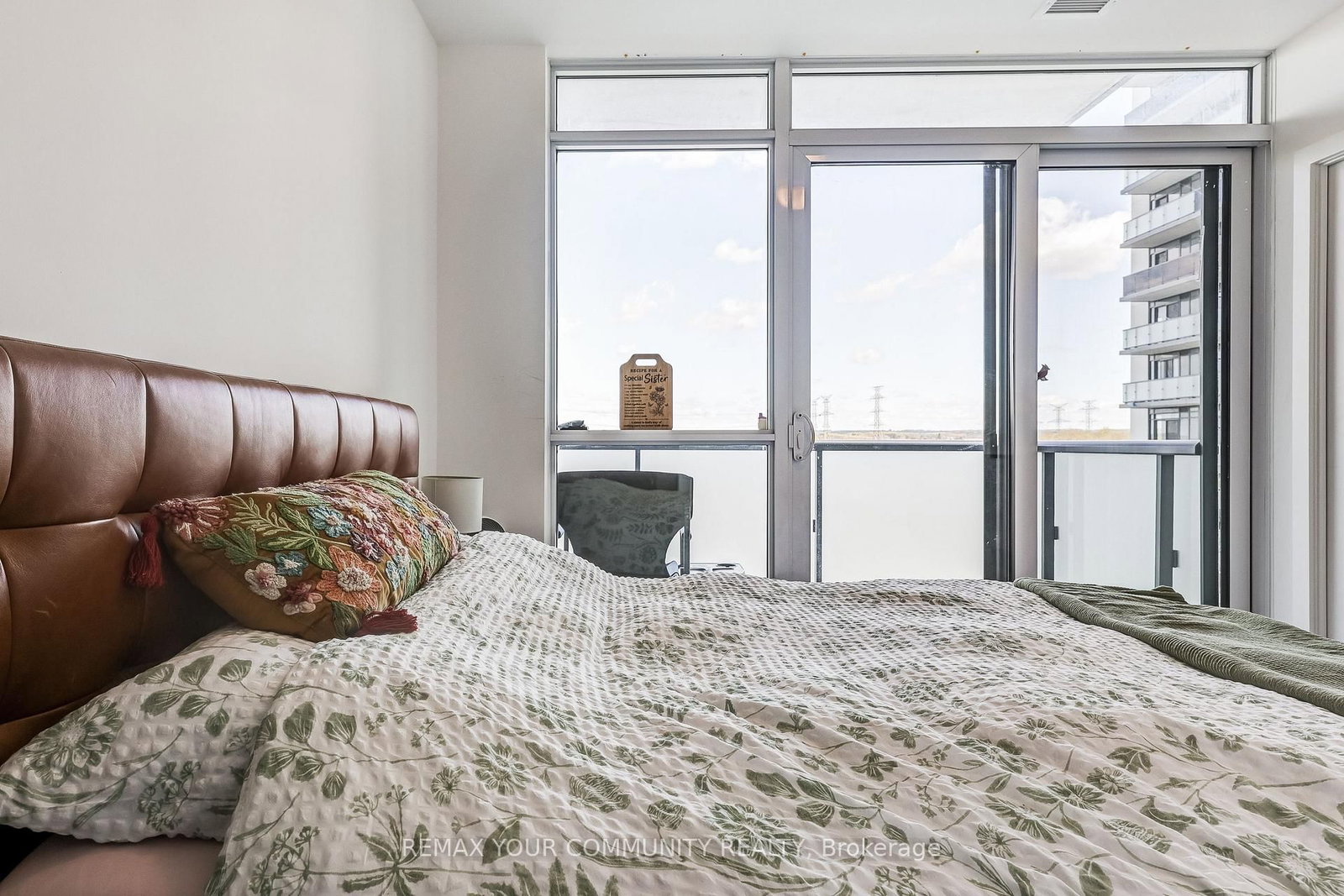 2545 Simcoe Street N, Unit 917 - Photo 13