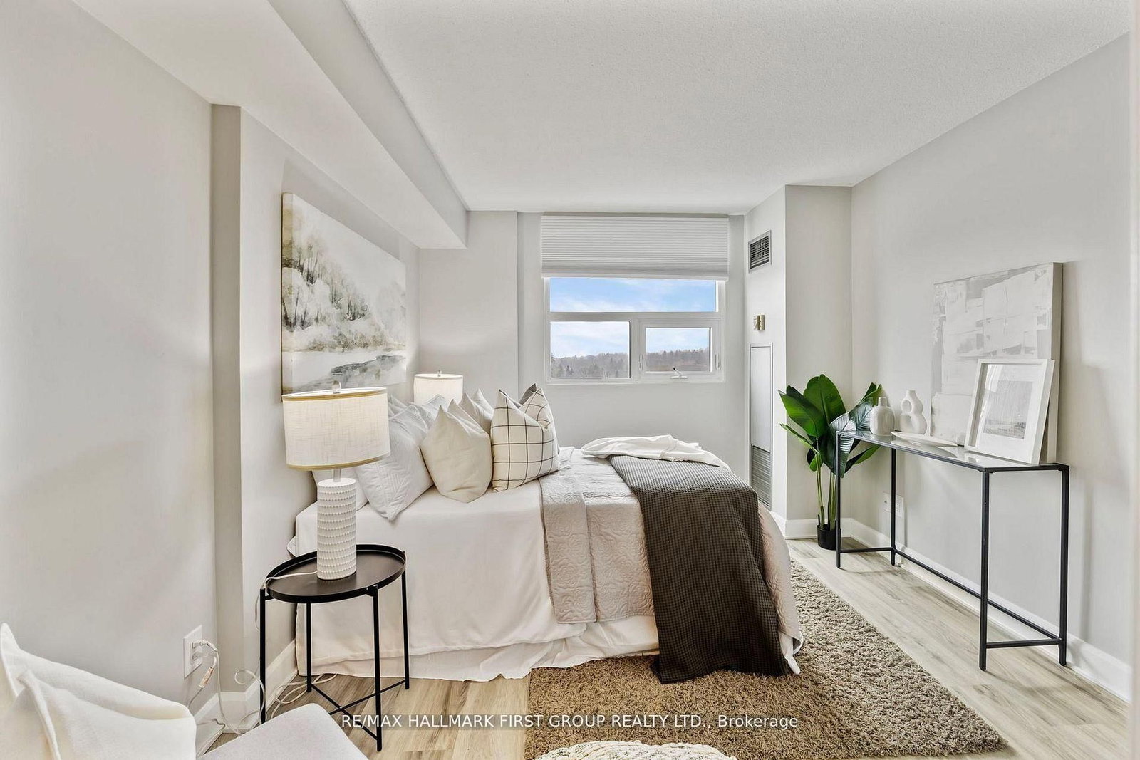 2 WESTNEY Road N, Unit 1109 - Photo 27