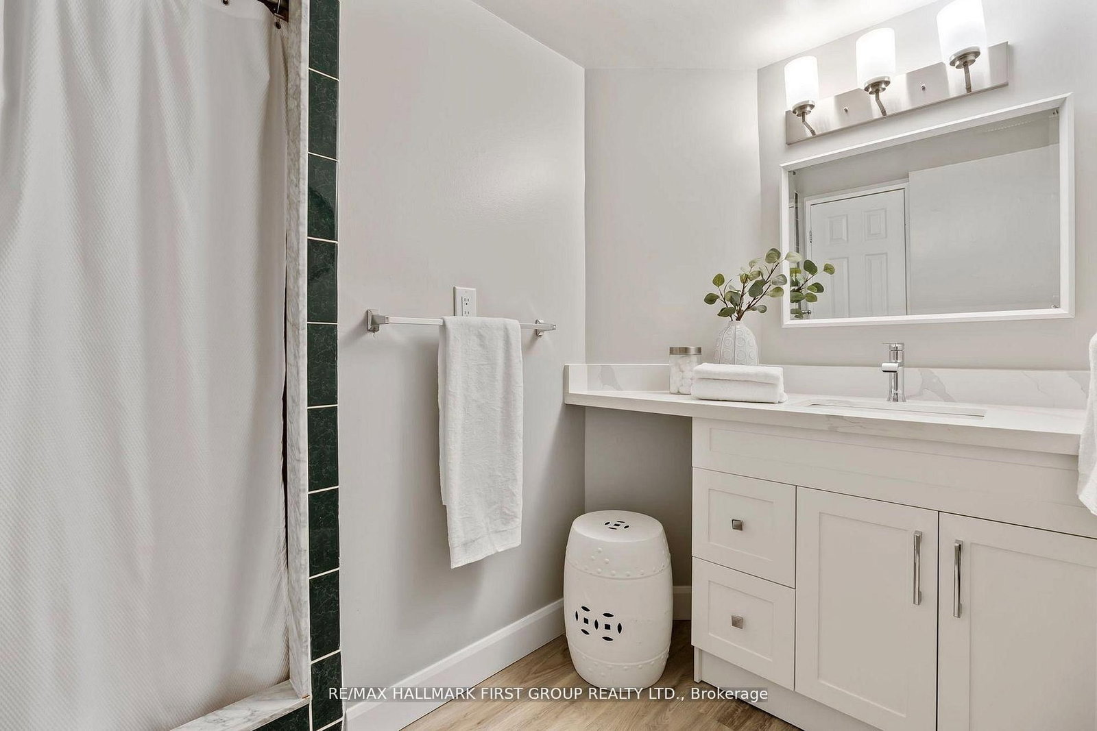 2 WESTNEY Road N, Unit 1109 - Photo 31
