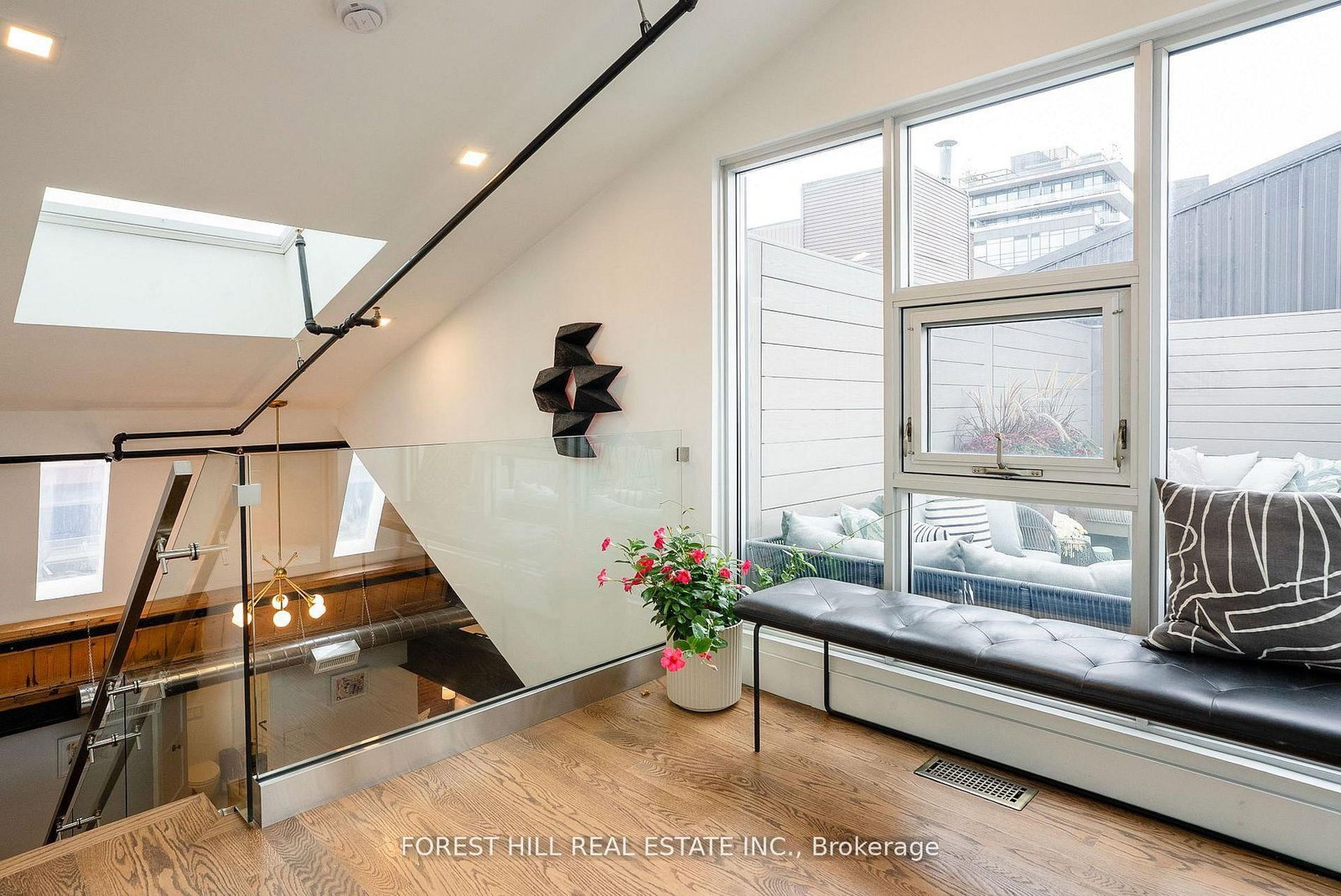 326 Carlaw Avenue, Unit 123 - Photo 25