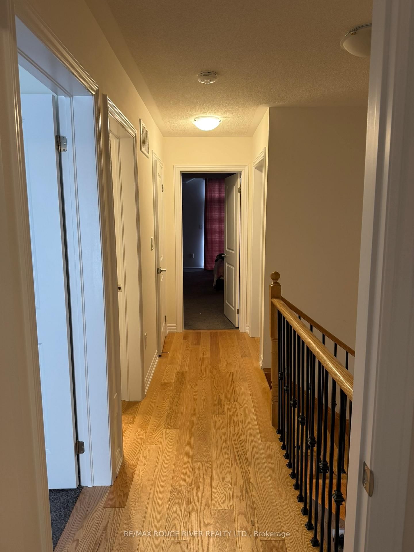 6715 Thickson Road N - Photo 21