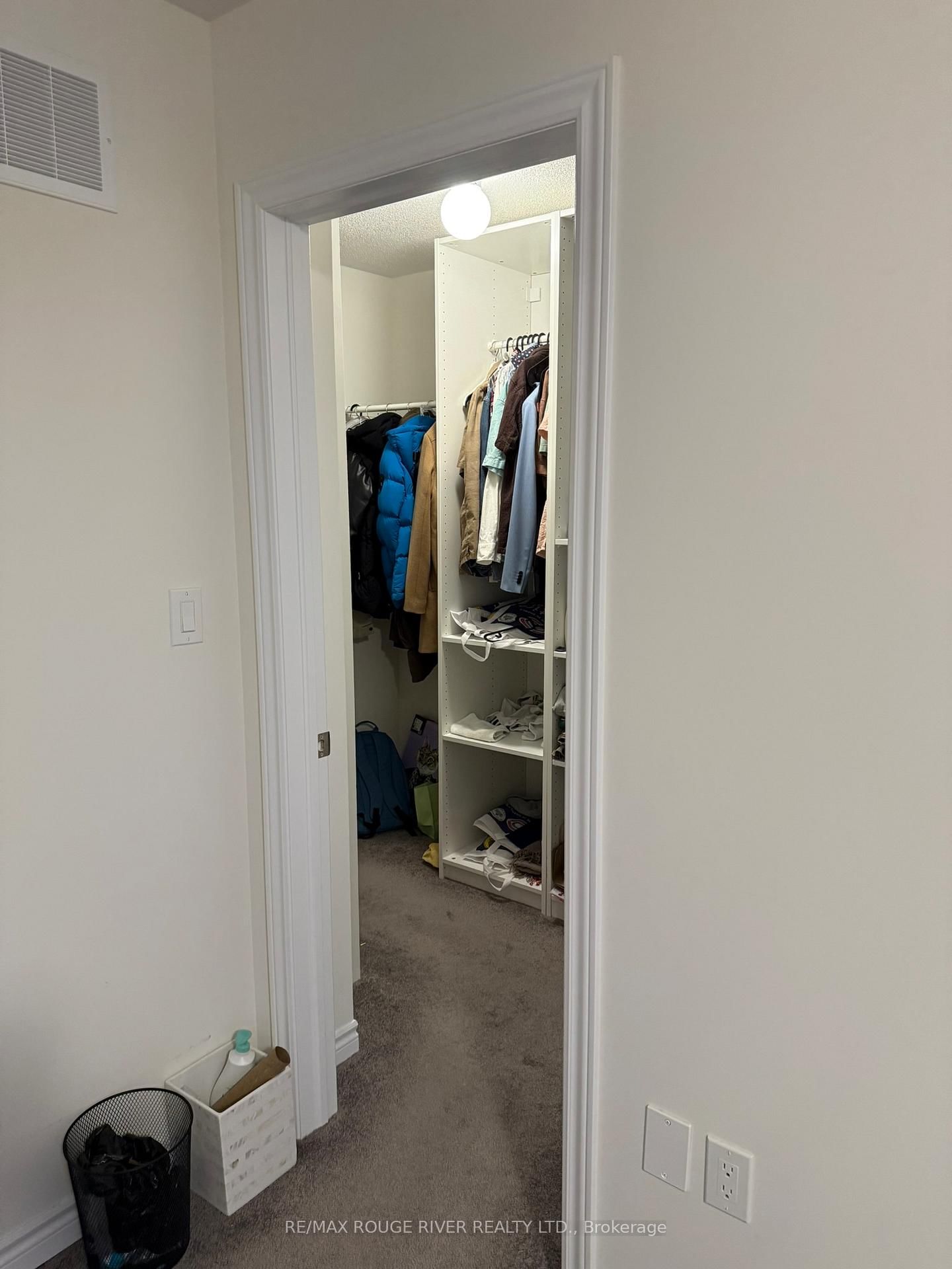 6715 Thickson Road N - Photo 26