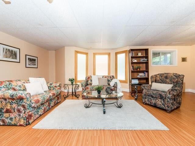 22 Daines Drive, Unit Basement - Photo 2