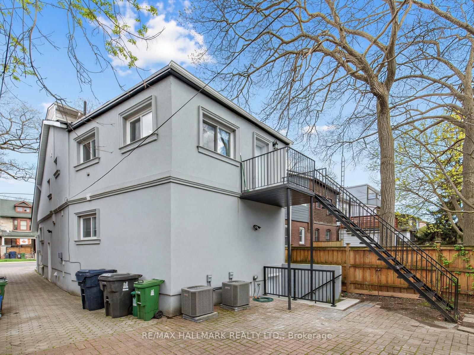 434 Victoria Park Avenue - Photo 20