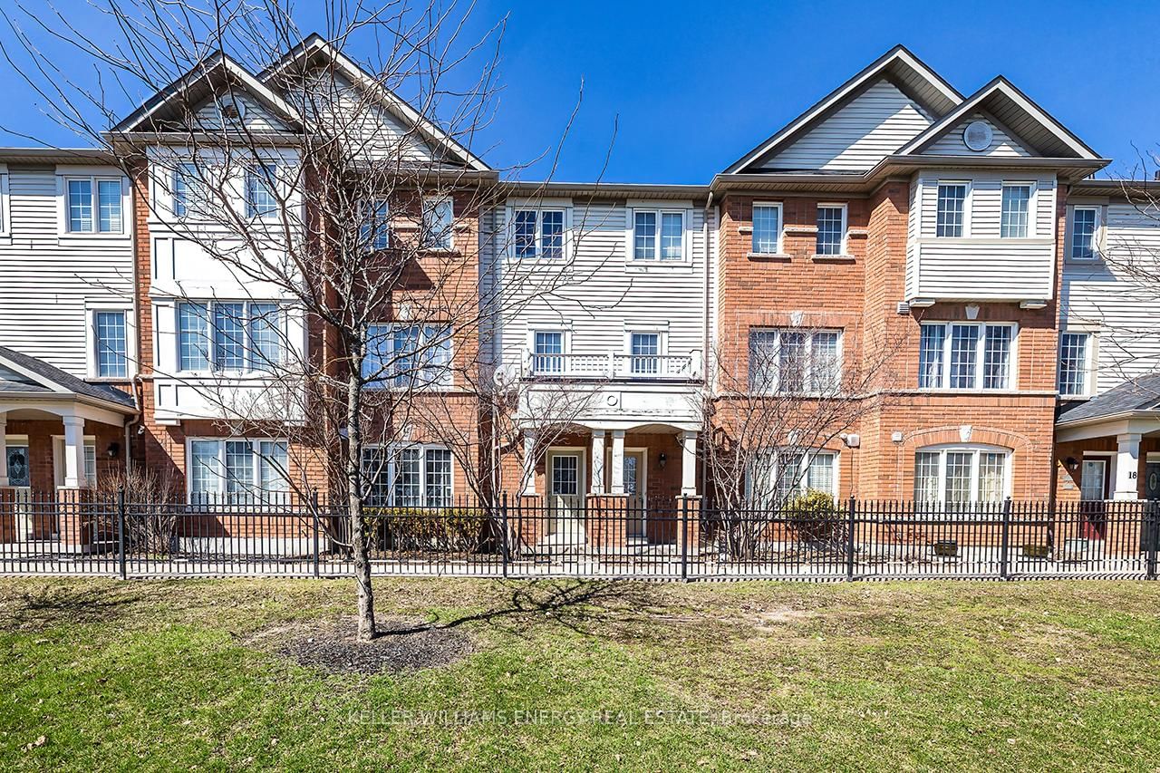 1790 Finch Avenue, Unit 16