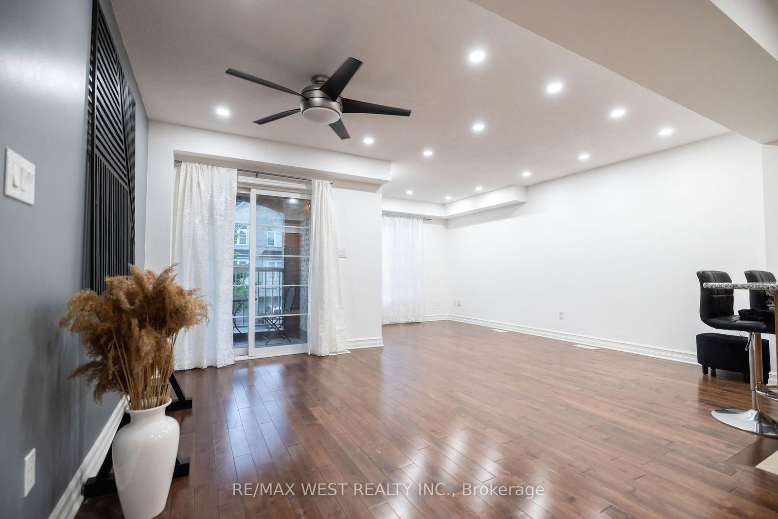 17 Thornharrold Street - Photo 3
