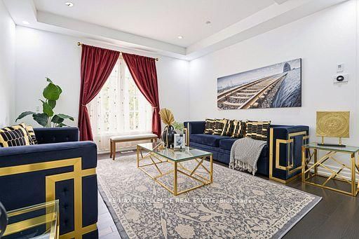 10 Pennine Drive - Photo 3