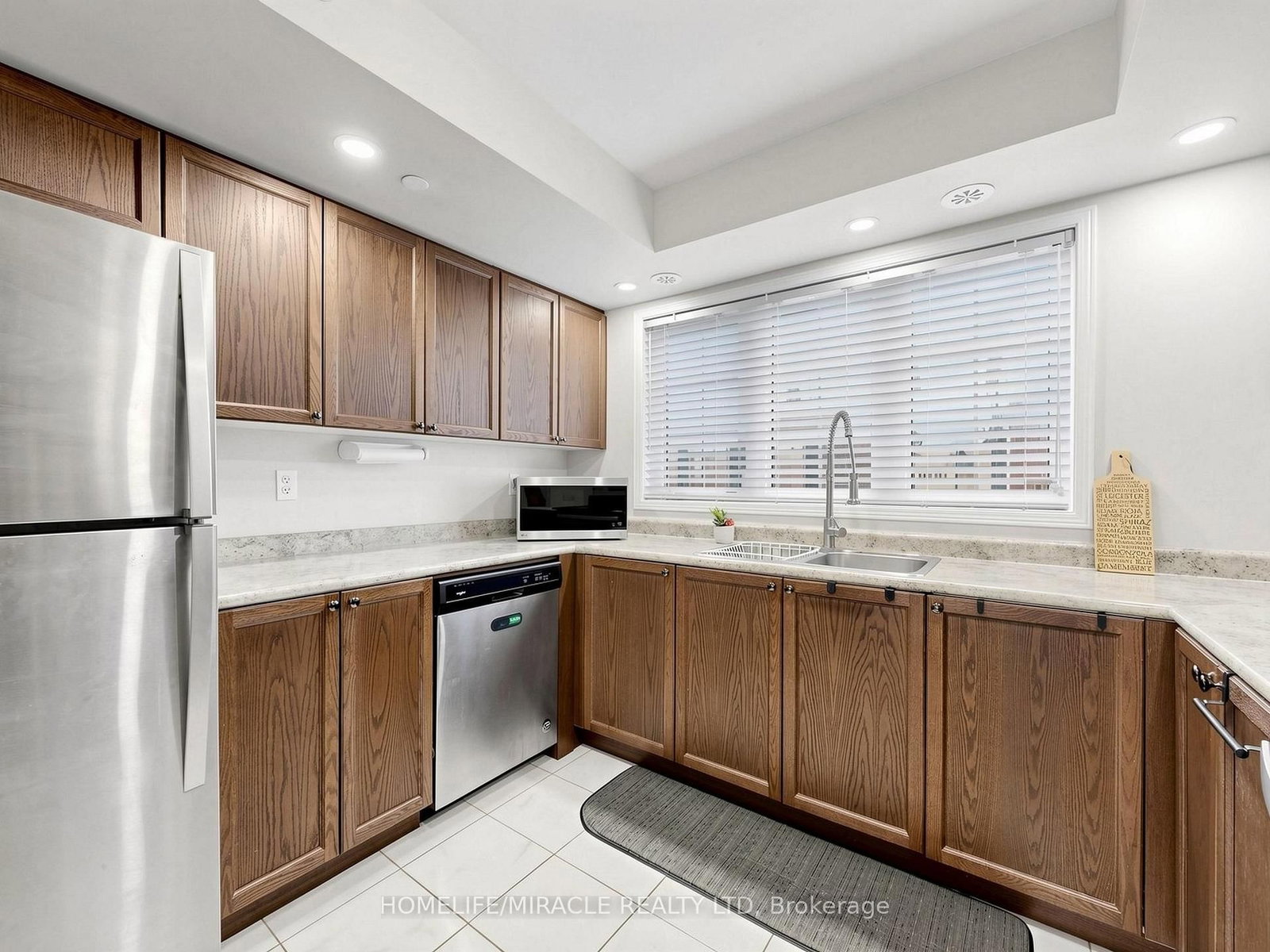 2725 Deputy Minister Path - Photo 12