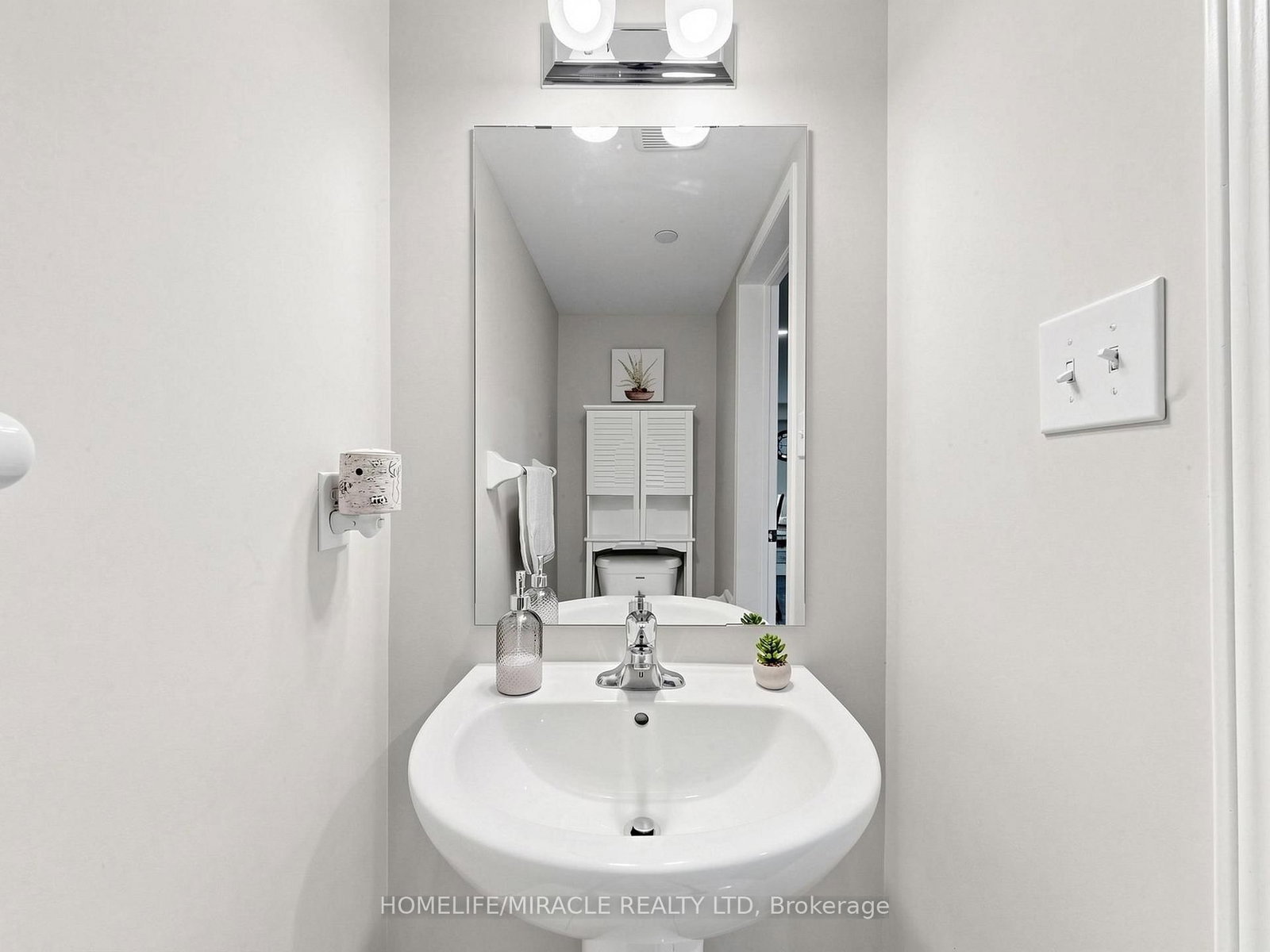 2725 Deputy Minister Path - Photo 15