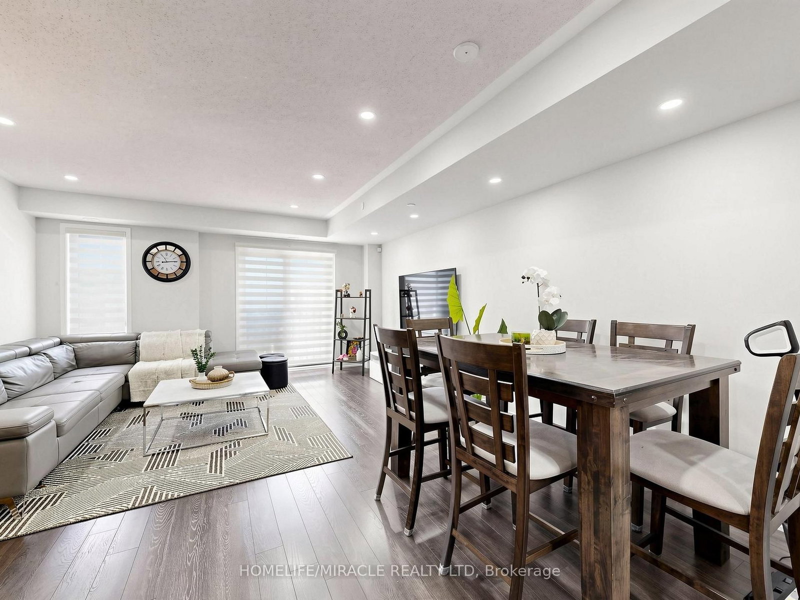 2725 Deputy Minister Path - Photo 8