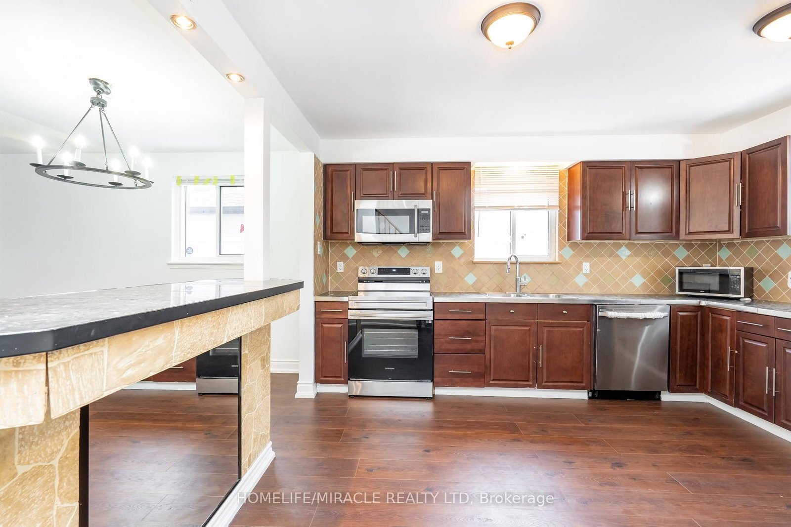 37 Banner Crescent - Photo 7