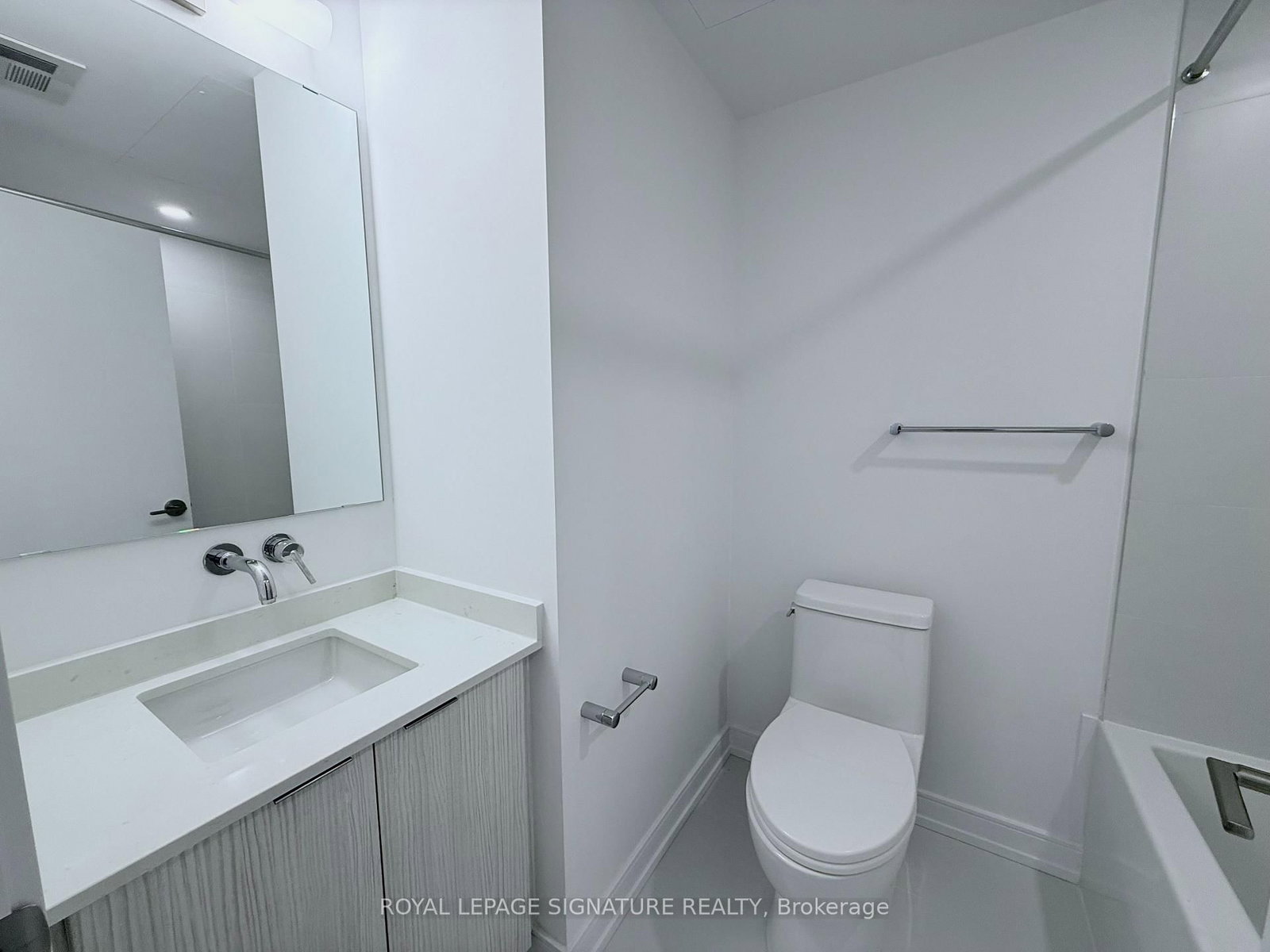 168 Clonmore Drive, Unit 13 - Photo 9