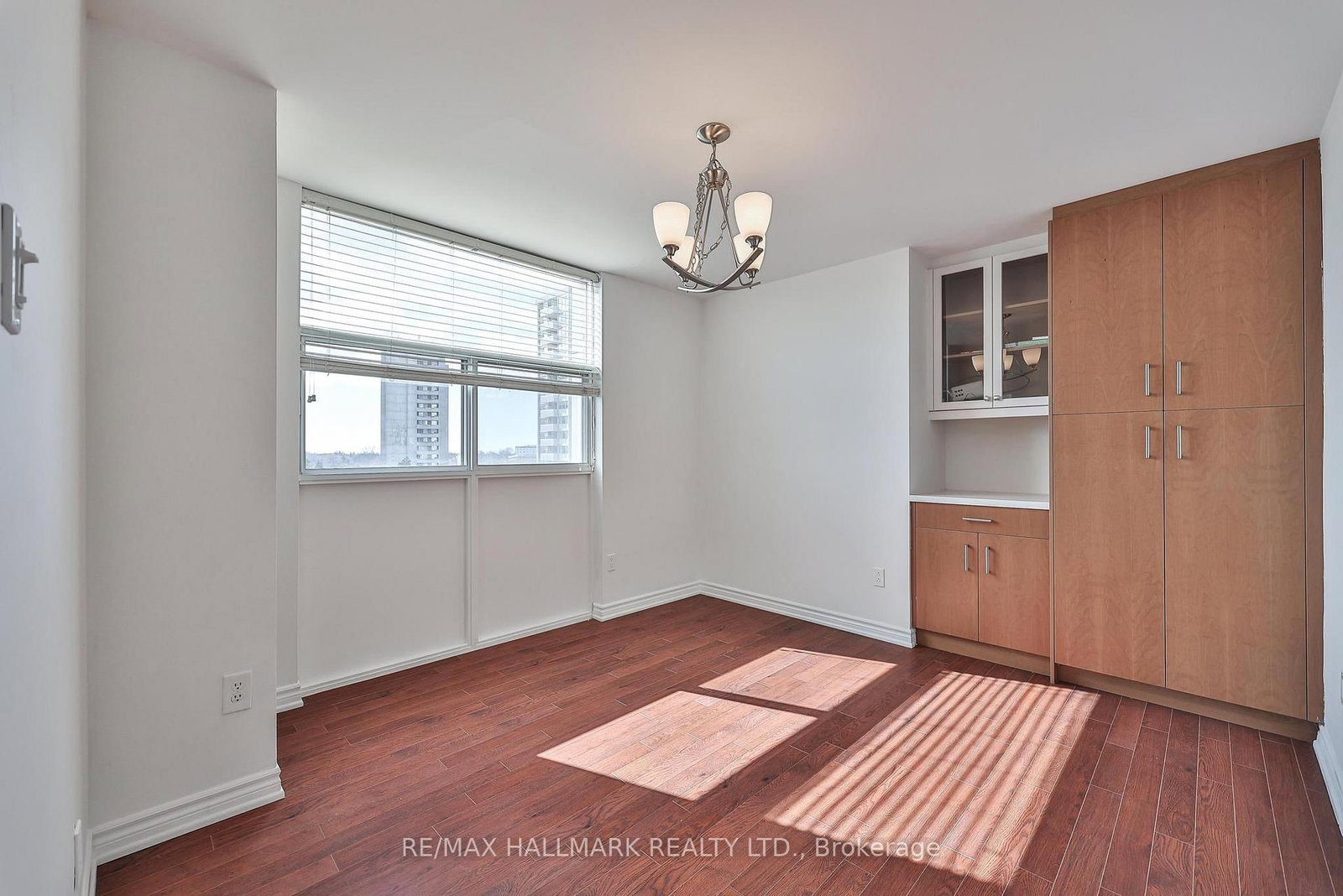 66 Falby Court, Unit 602 - Photo 18