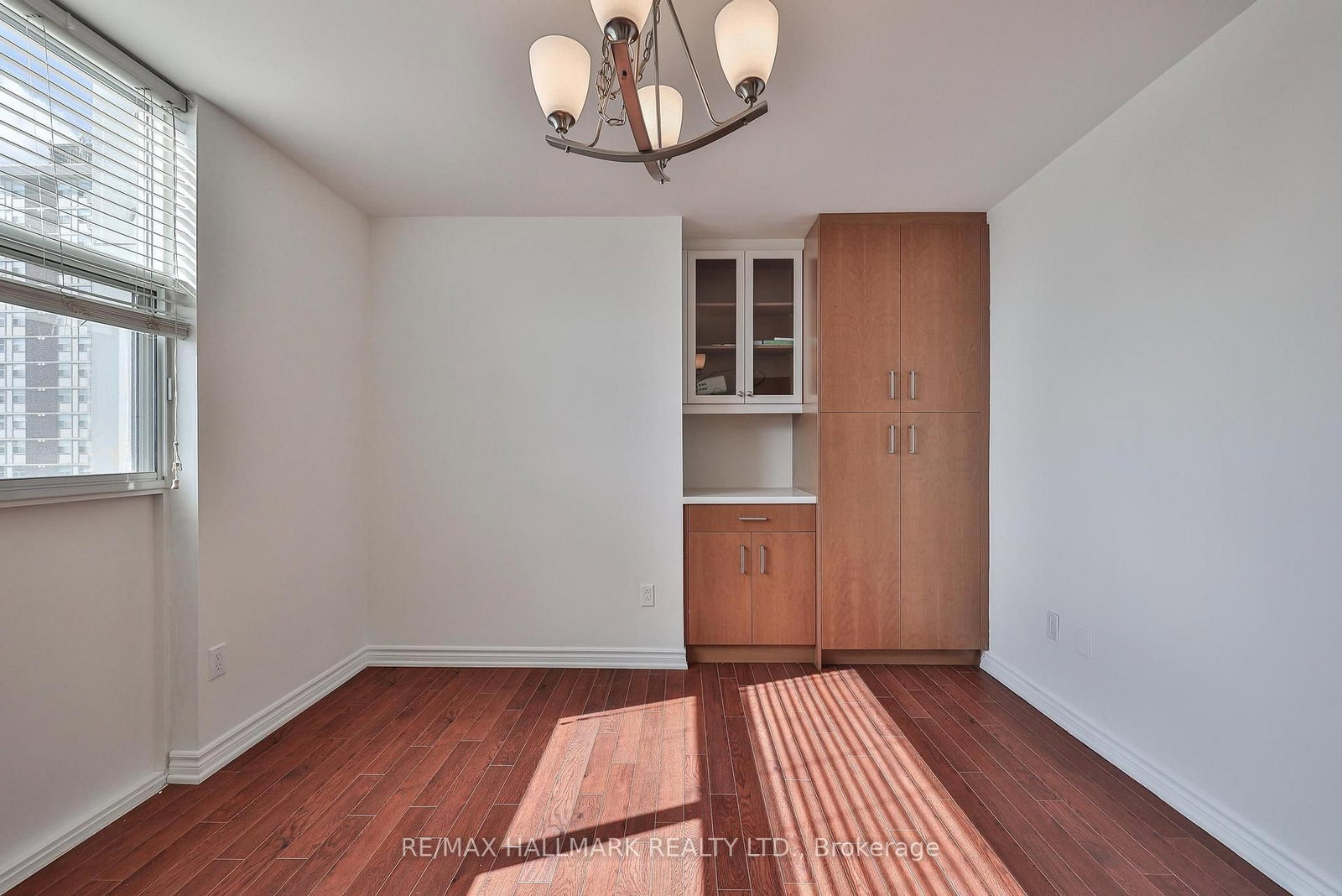 66 Falby Court, Unit 602 - Photo 19