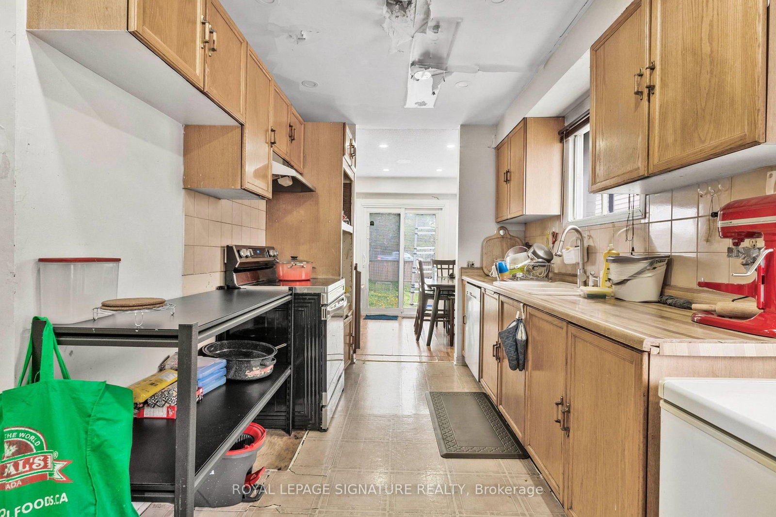 1405 Anton Square - Photo 14