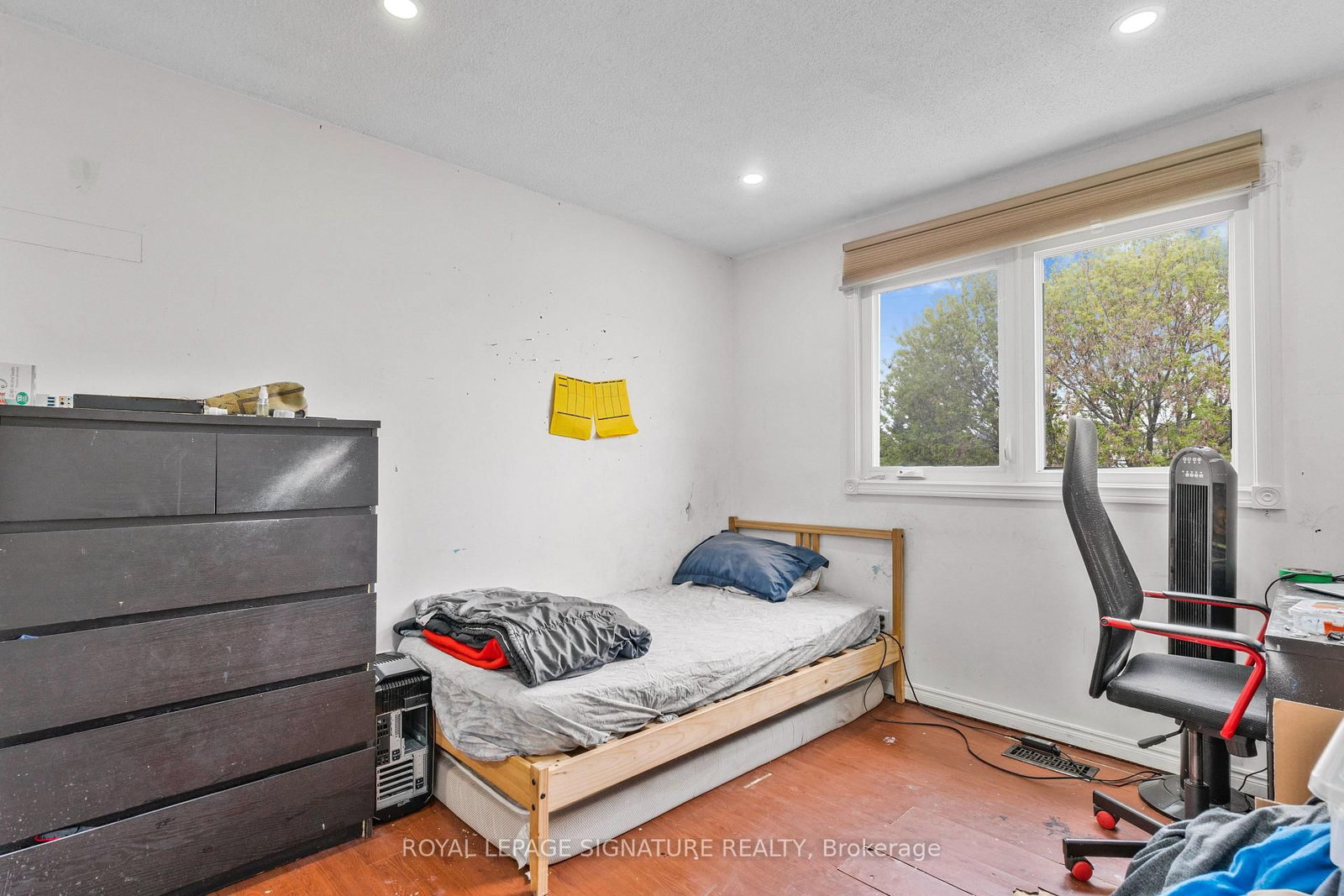 1405 Anton Square - Photo 20
