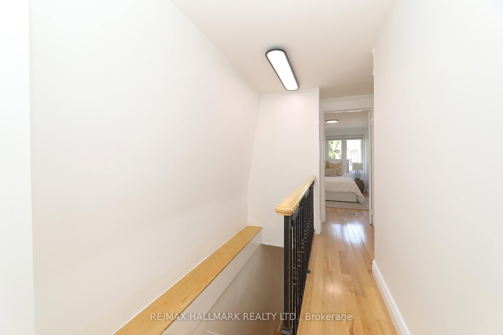 787 Sammon Avenue - Photo 20