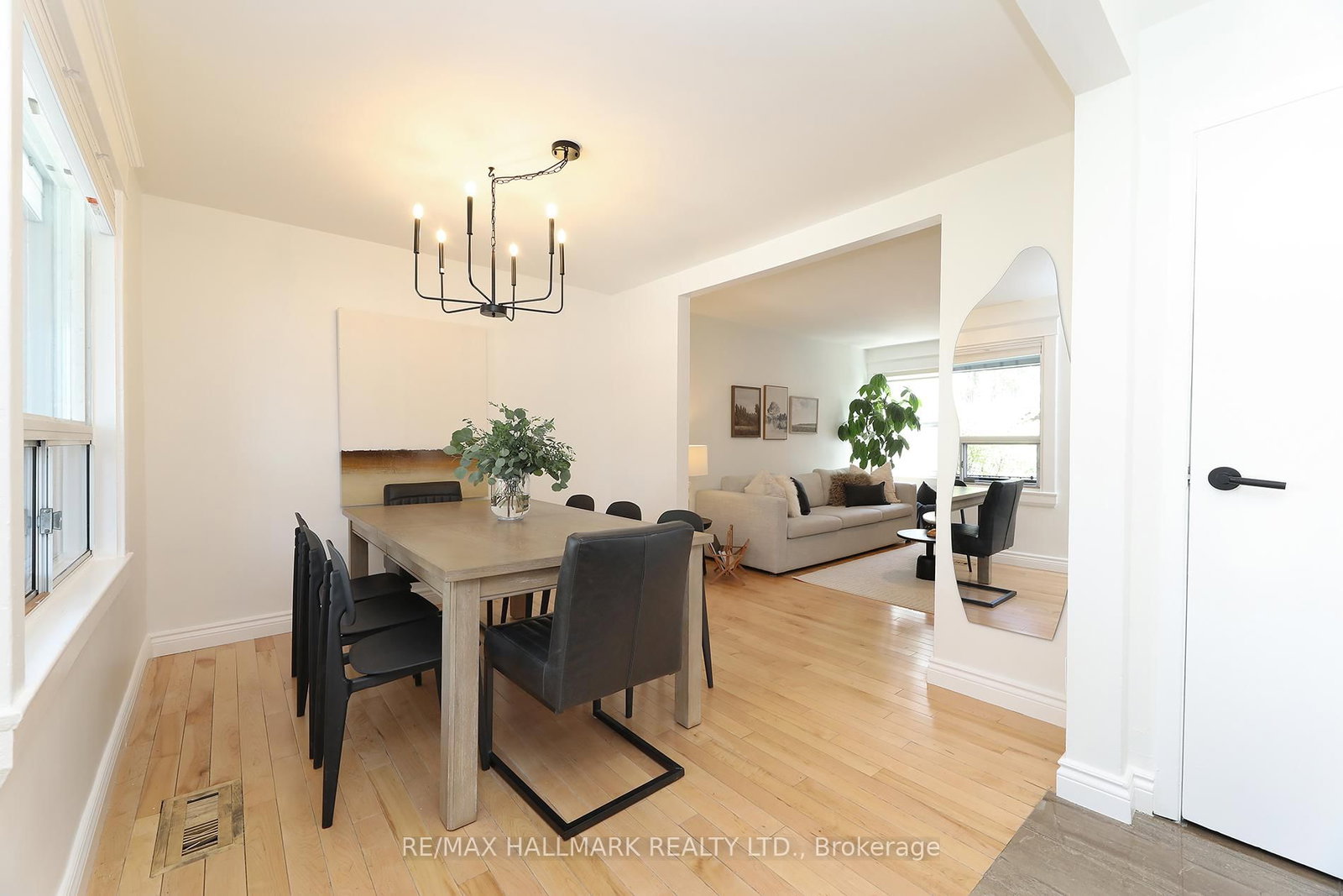 787 Sammon Avenue - Photo 6
