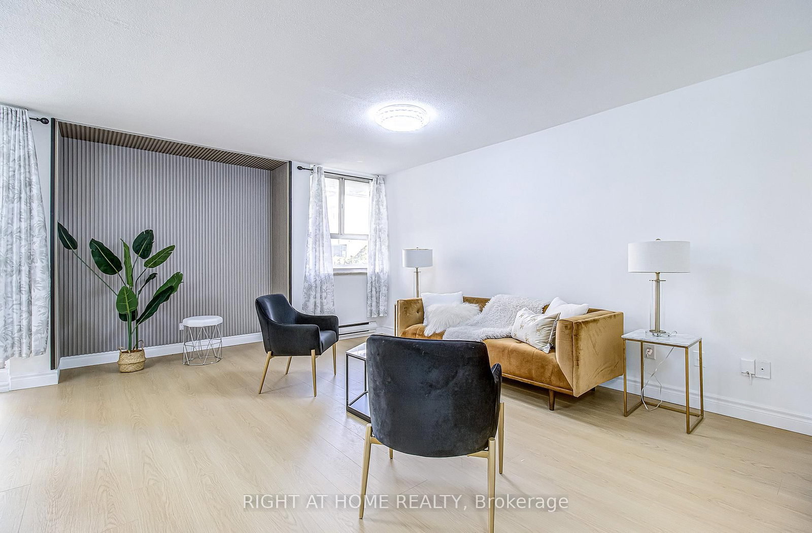 8 Crescent Town Road, Unit 409 - Photo 2