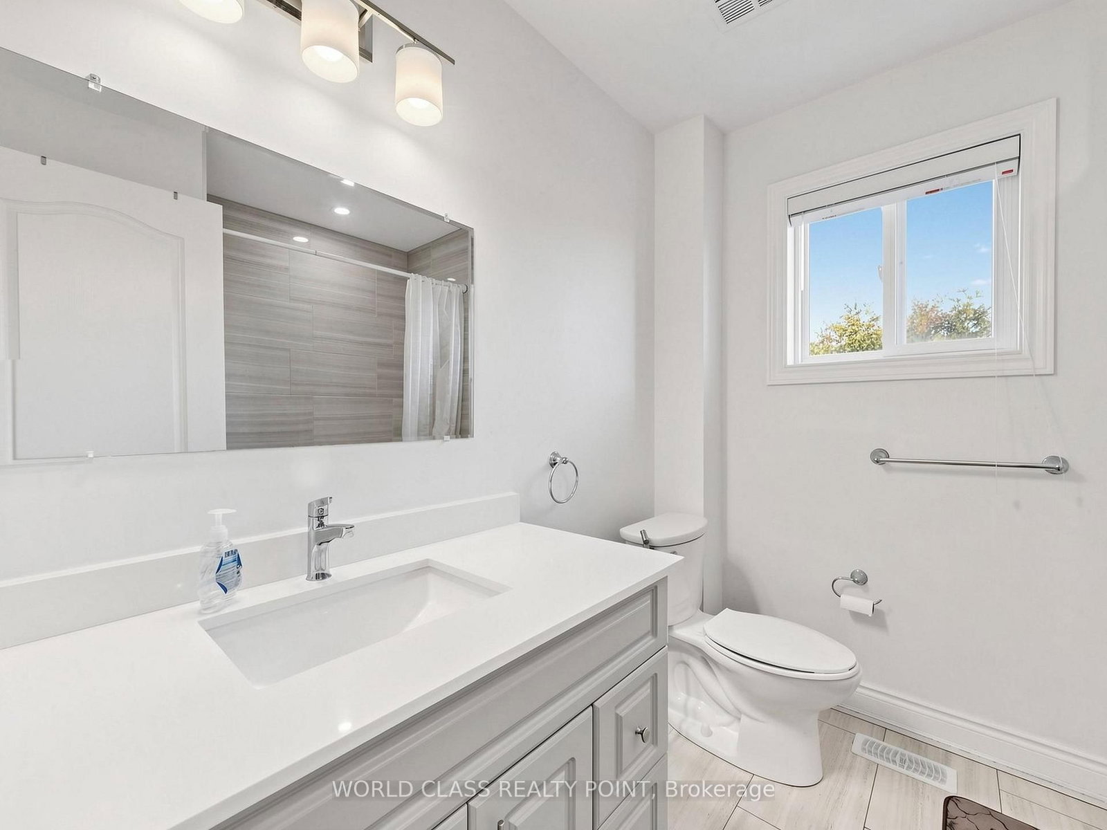 1638 Norwill Crescent - Photo 28