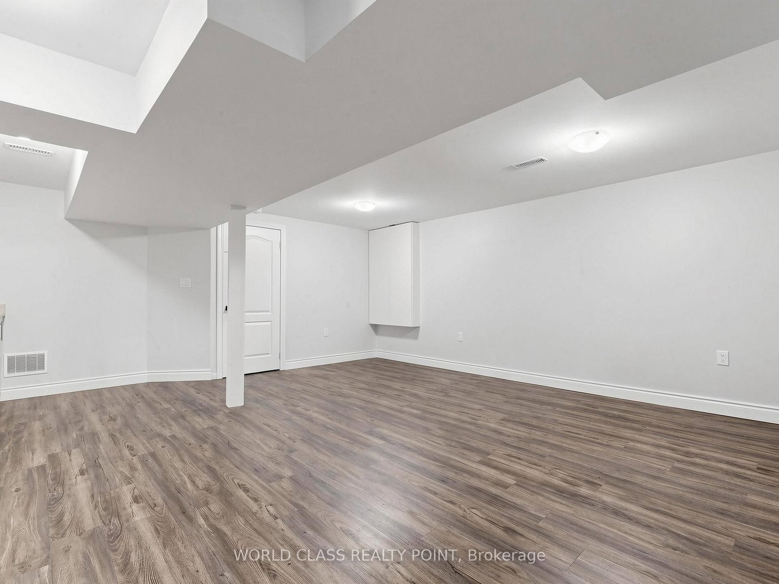 1638 Norwill Crescent - Photo 36