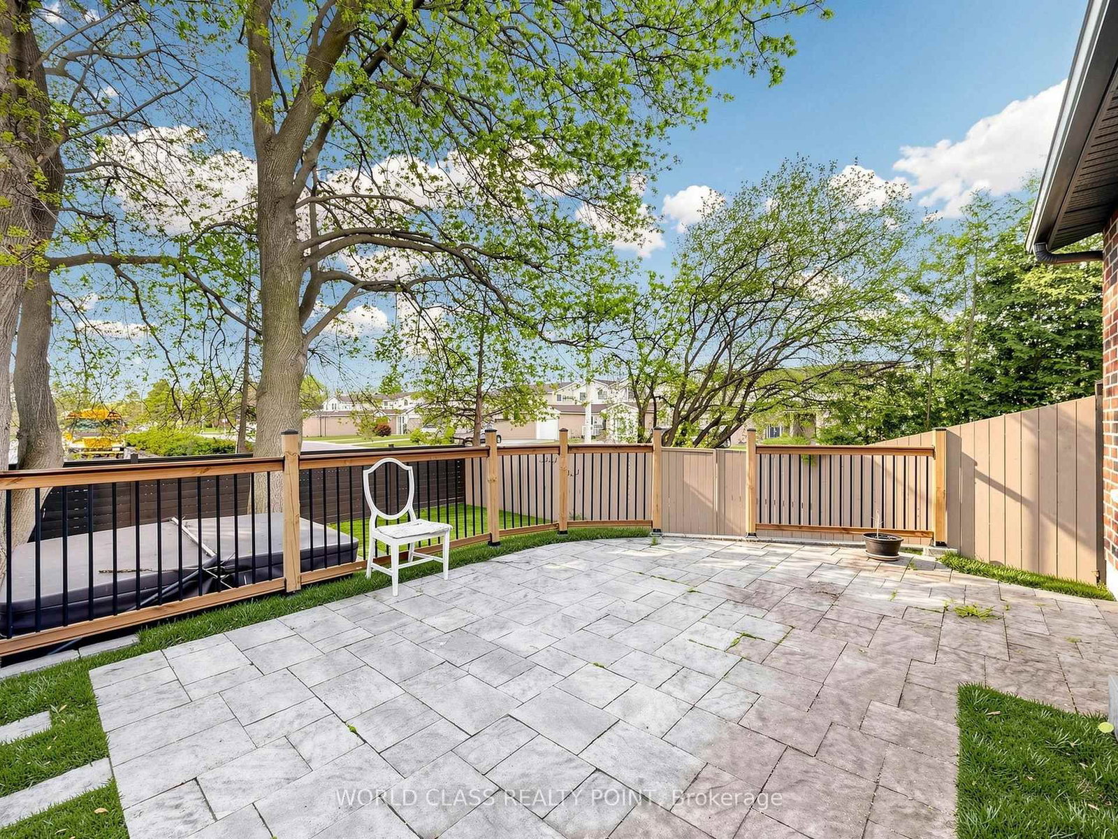 1638 Norwill Crescent - Photo 45
