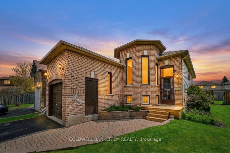21 Birmingham Avenue, Clarington