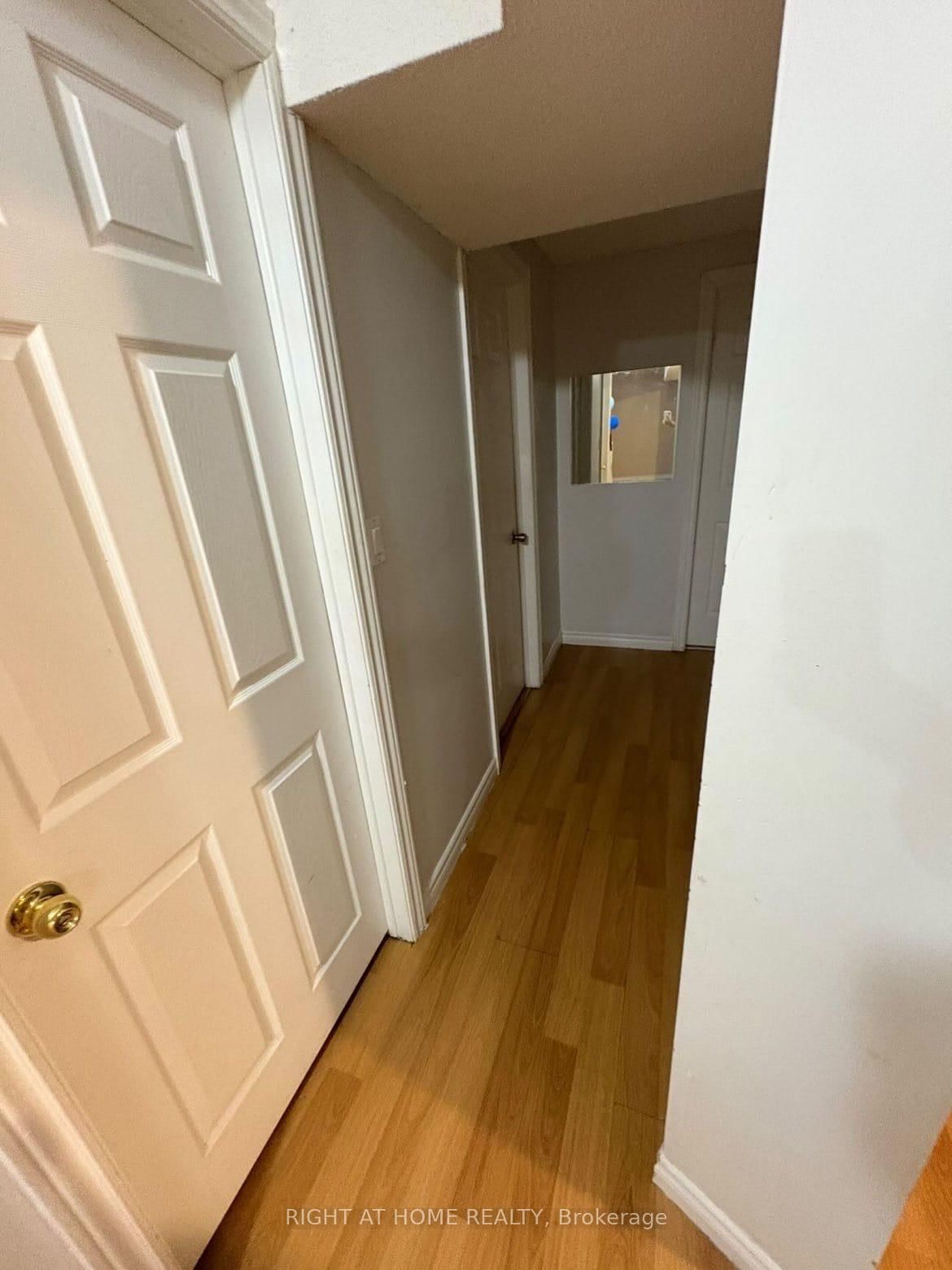 37 Willcocks Crescent N - Photo 10