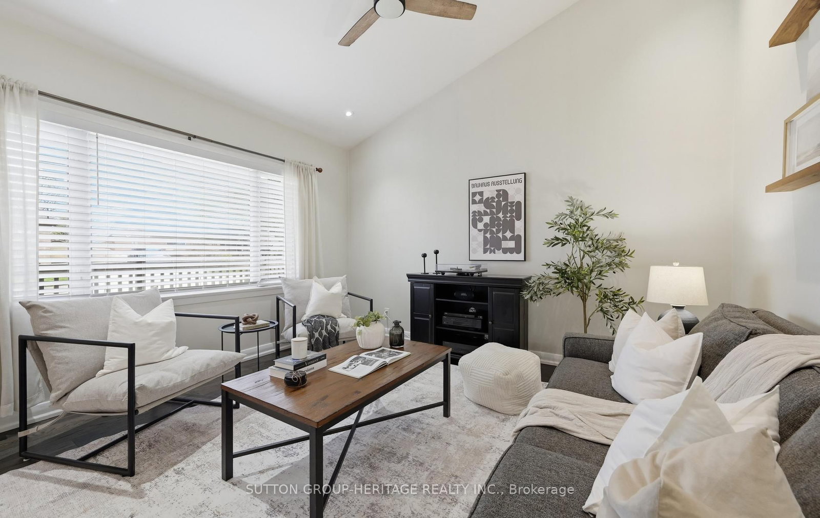 919 Bayview Avenue - Photo 18