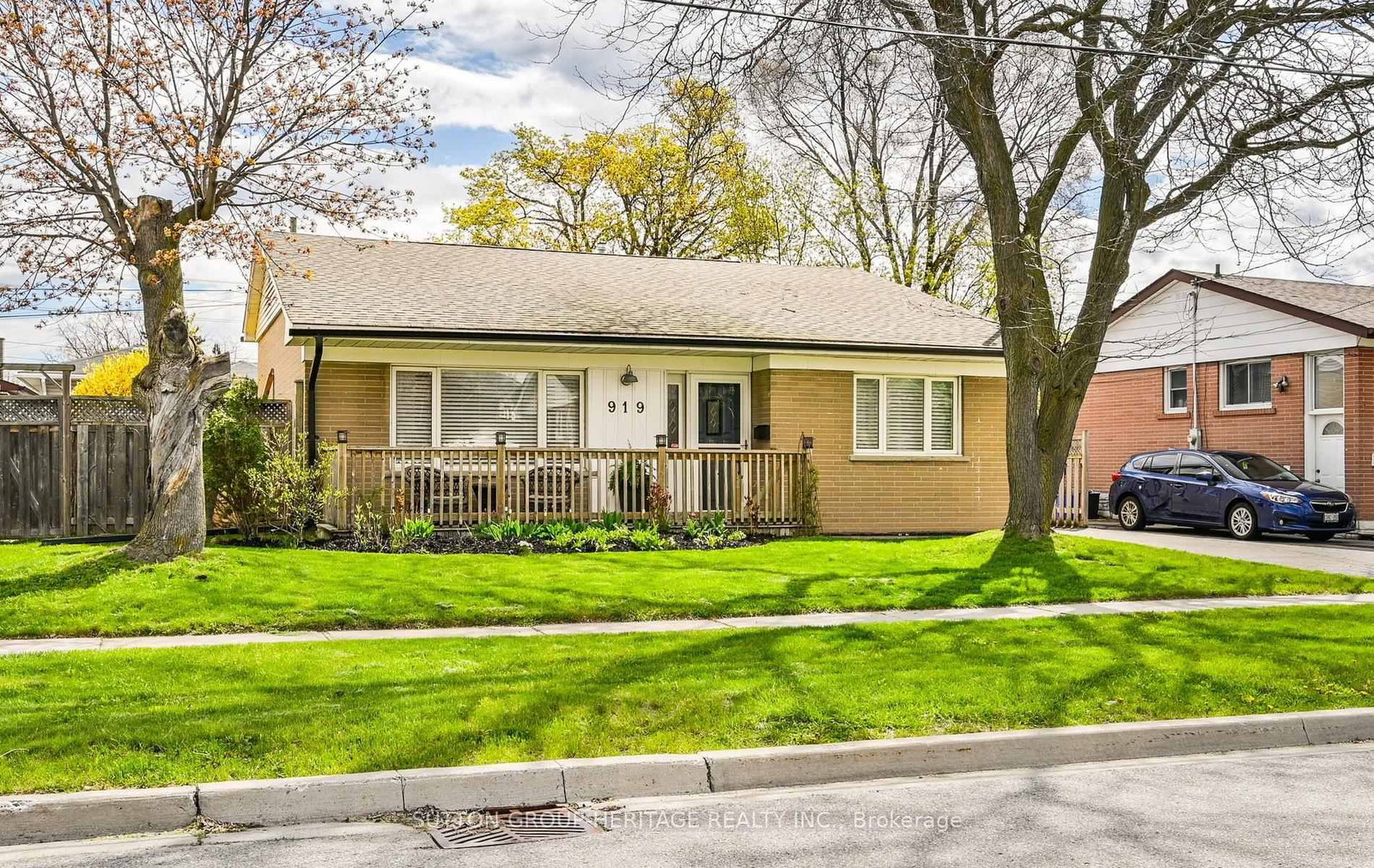 919 Bayview Avenue - Photo 3