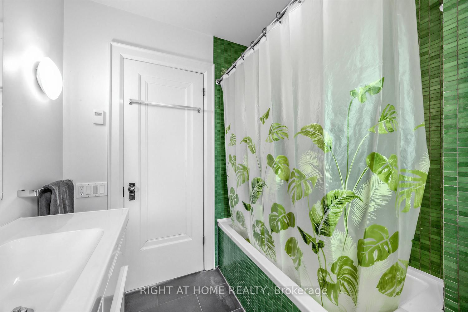 26 Maryland Boulevard - Photo 25