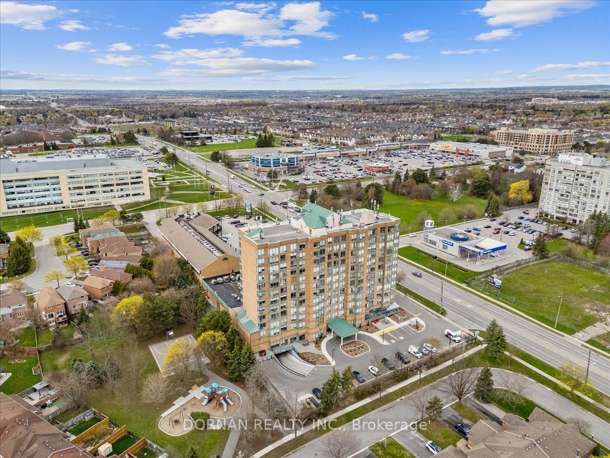 711 Rossland Road E, Unit 1112 - Photo 37