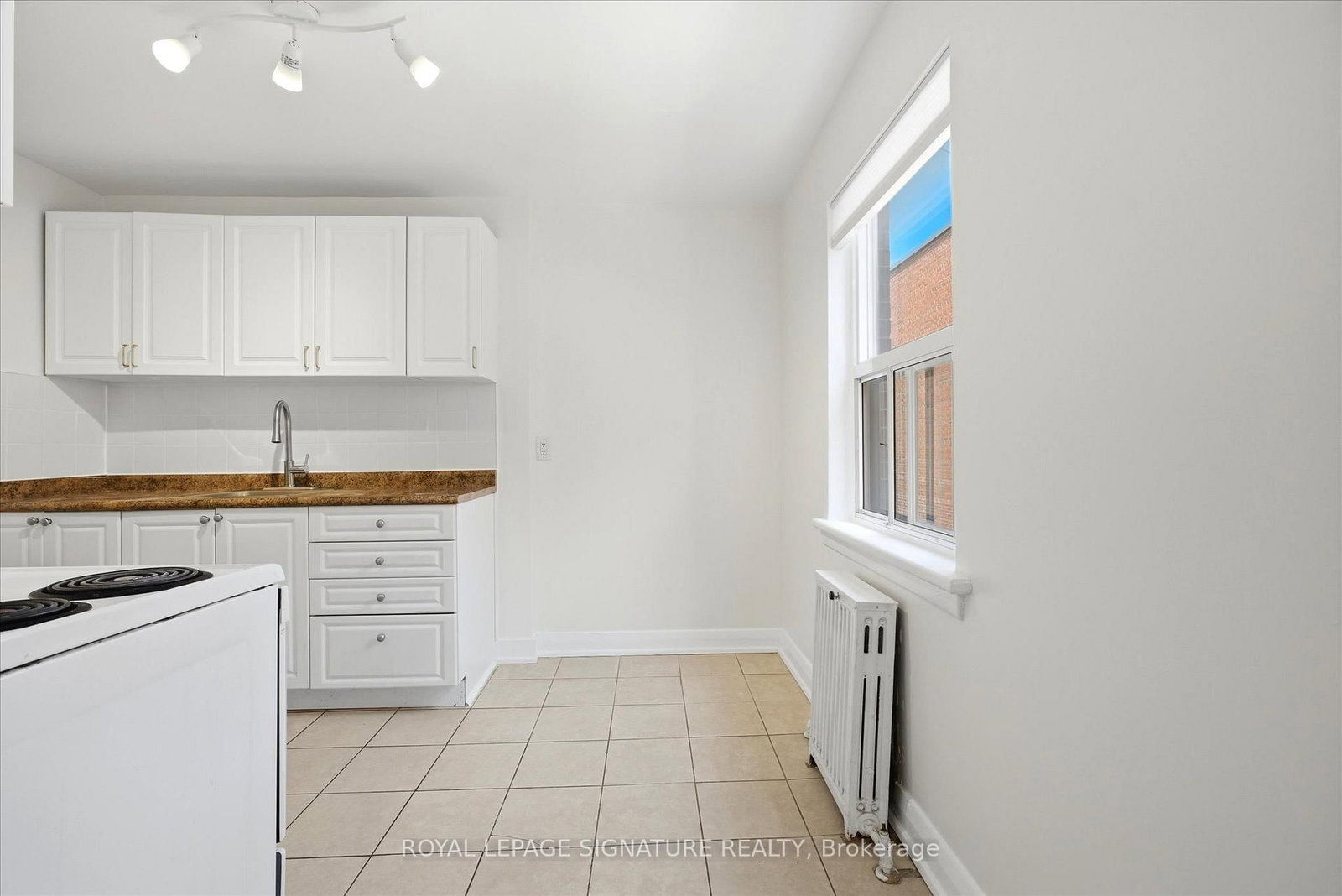 1000 O'Connor Drive, Unit 201 - Photo 8