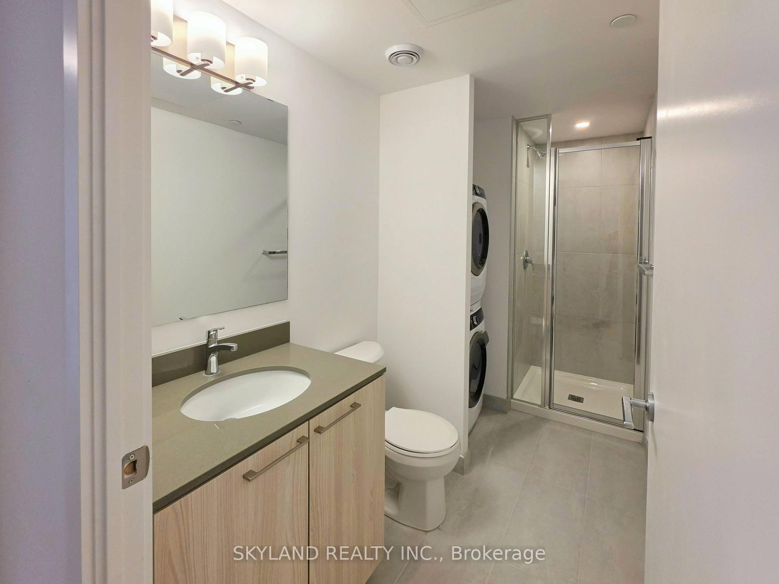 7437 Kingston Road, Unit 409B - Photo 6