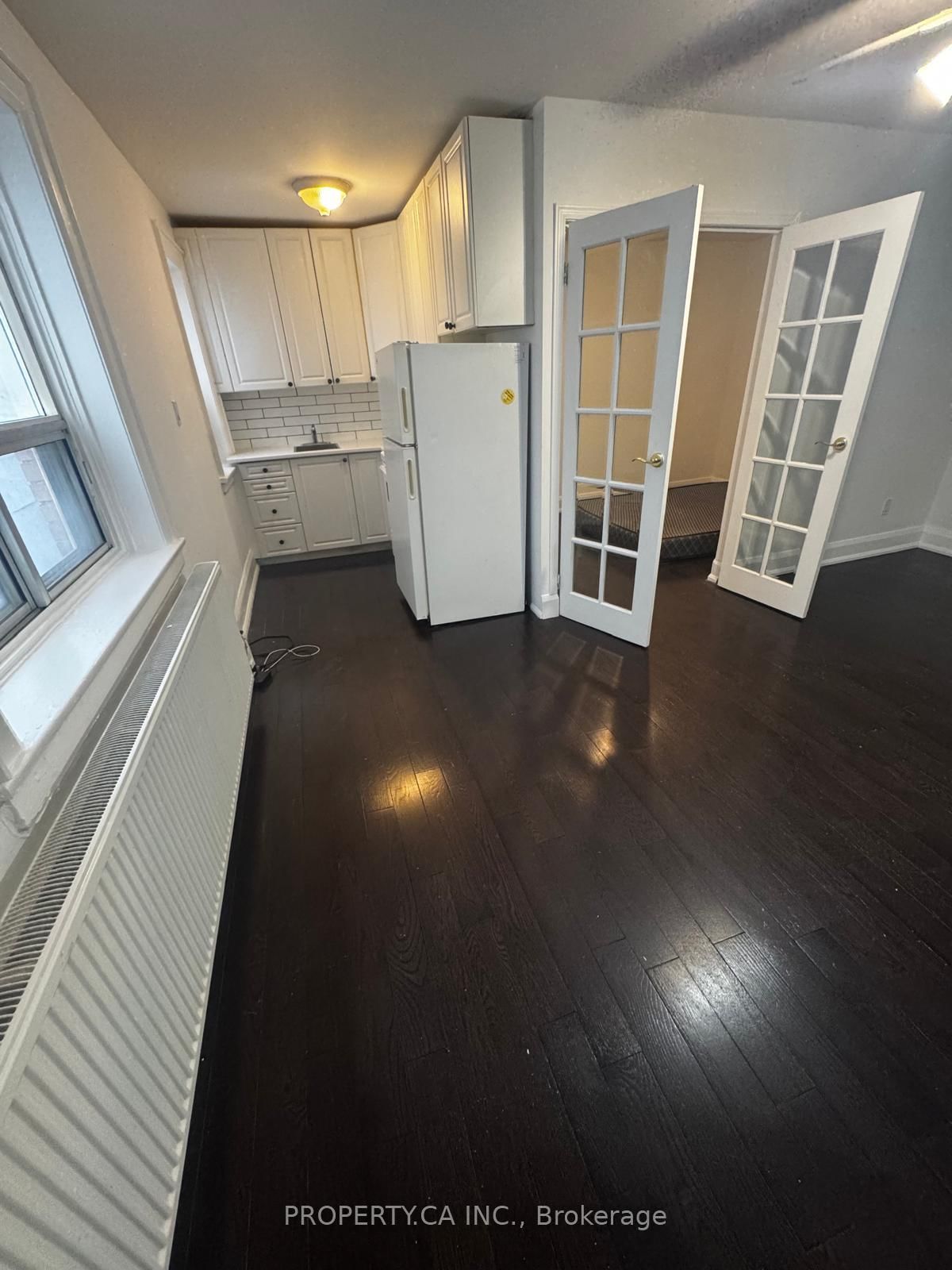 849 Broadview Avenue E, Unit 19 - Photo 3