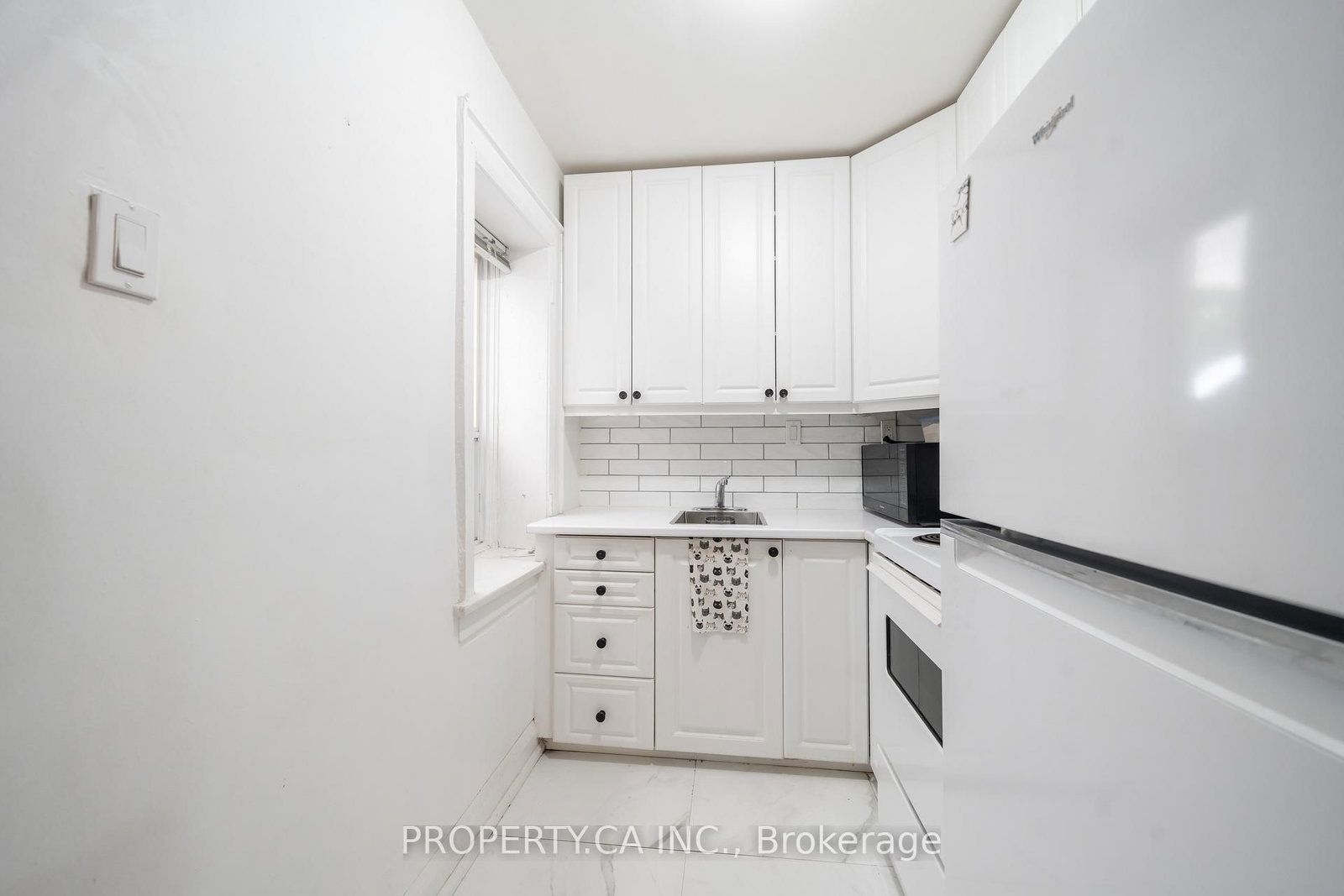 19-849 Broadview Avenue, Toronto, ON, photo 4