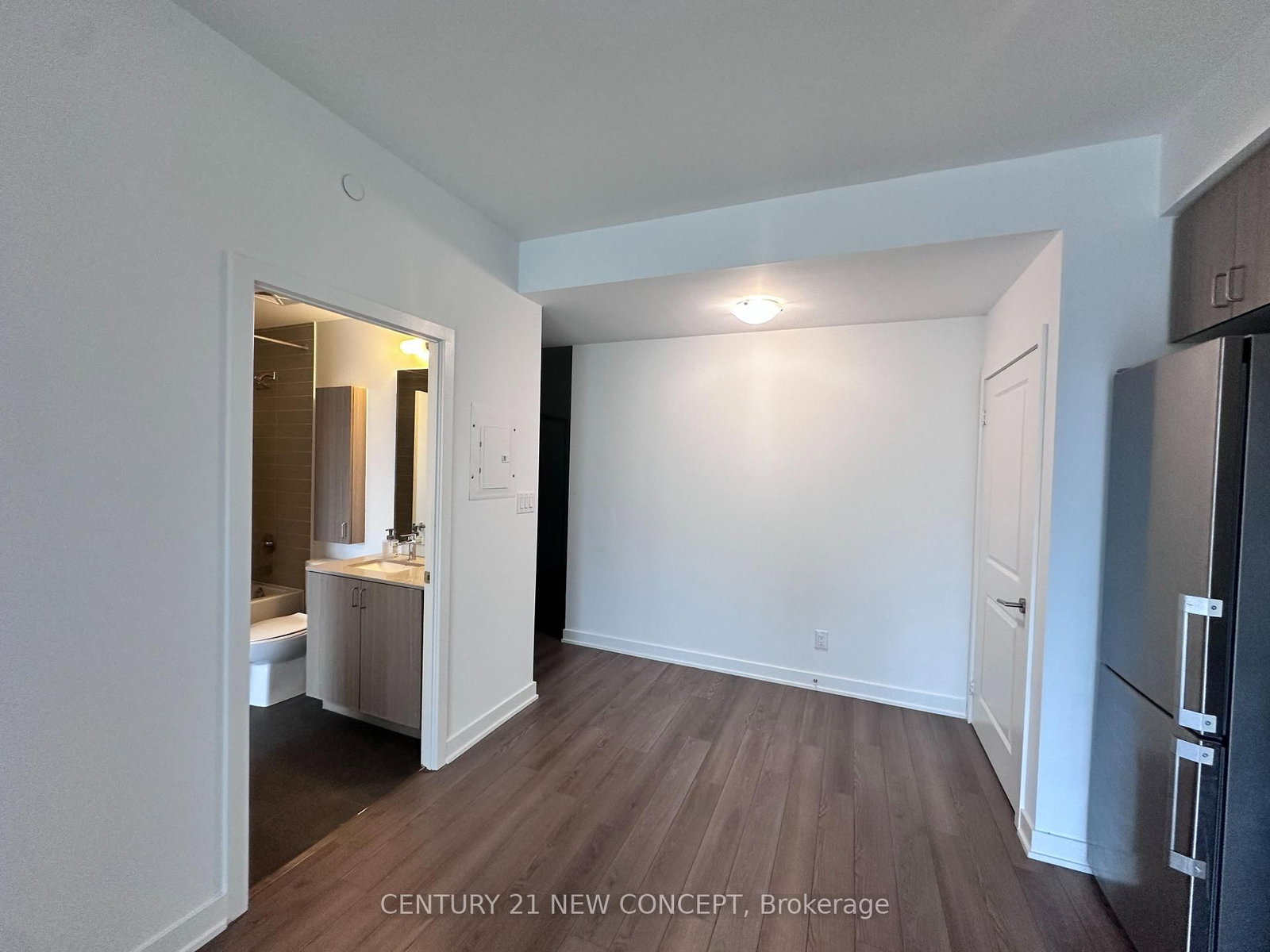 301-2799 Kingston Road, Toronto, ON, photo 4